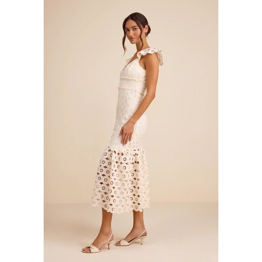 NWOT Just Me Adalyn Cream Crochet Lace Trumpet Midi Dress M - Picture 4 of 4